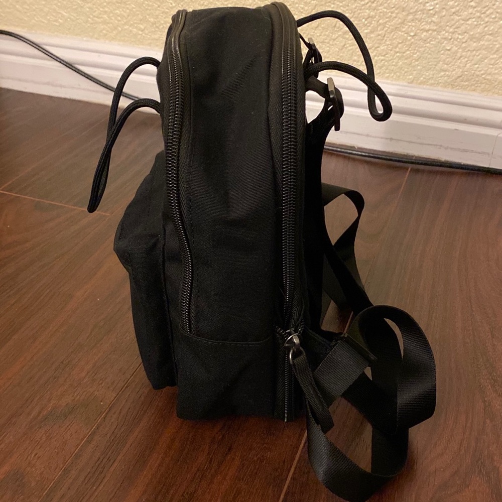 Nike Tanjun Mini Backpack - Picture 2 of 7